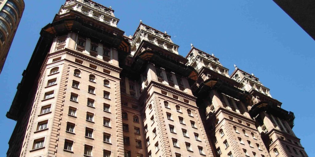 Vendo a cidade do ALTO: Edifício Martinelli
